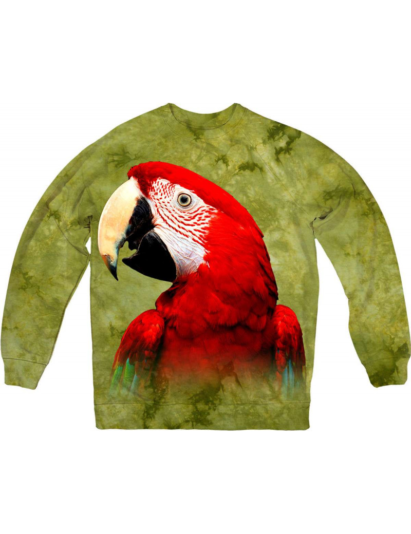 Close up Funny Portrait of Green Winged Macaw Ara Chloroptera Sweatshirt